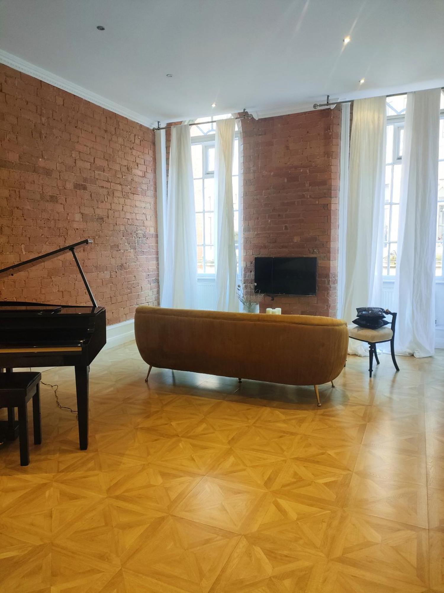 Versailles Nottingham Bagian luar foto