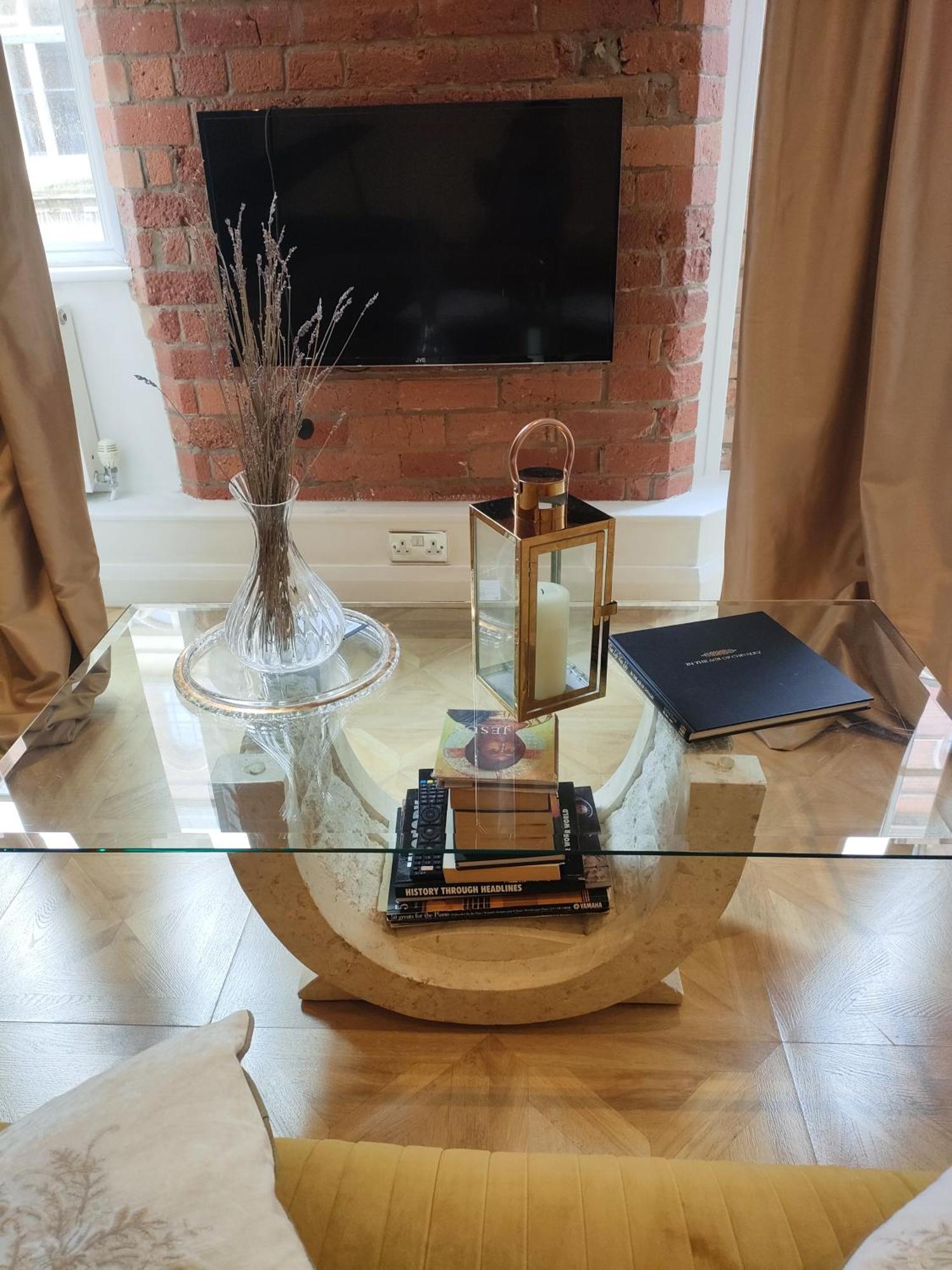 Versailles Nottingham Bagian luar foto